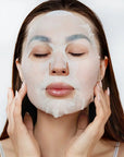 MISSHA Airy Fit Strawberry Sheet Mask - lakštinė veido kaukė su braškių ekstraktu (1 vnt)