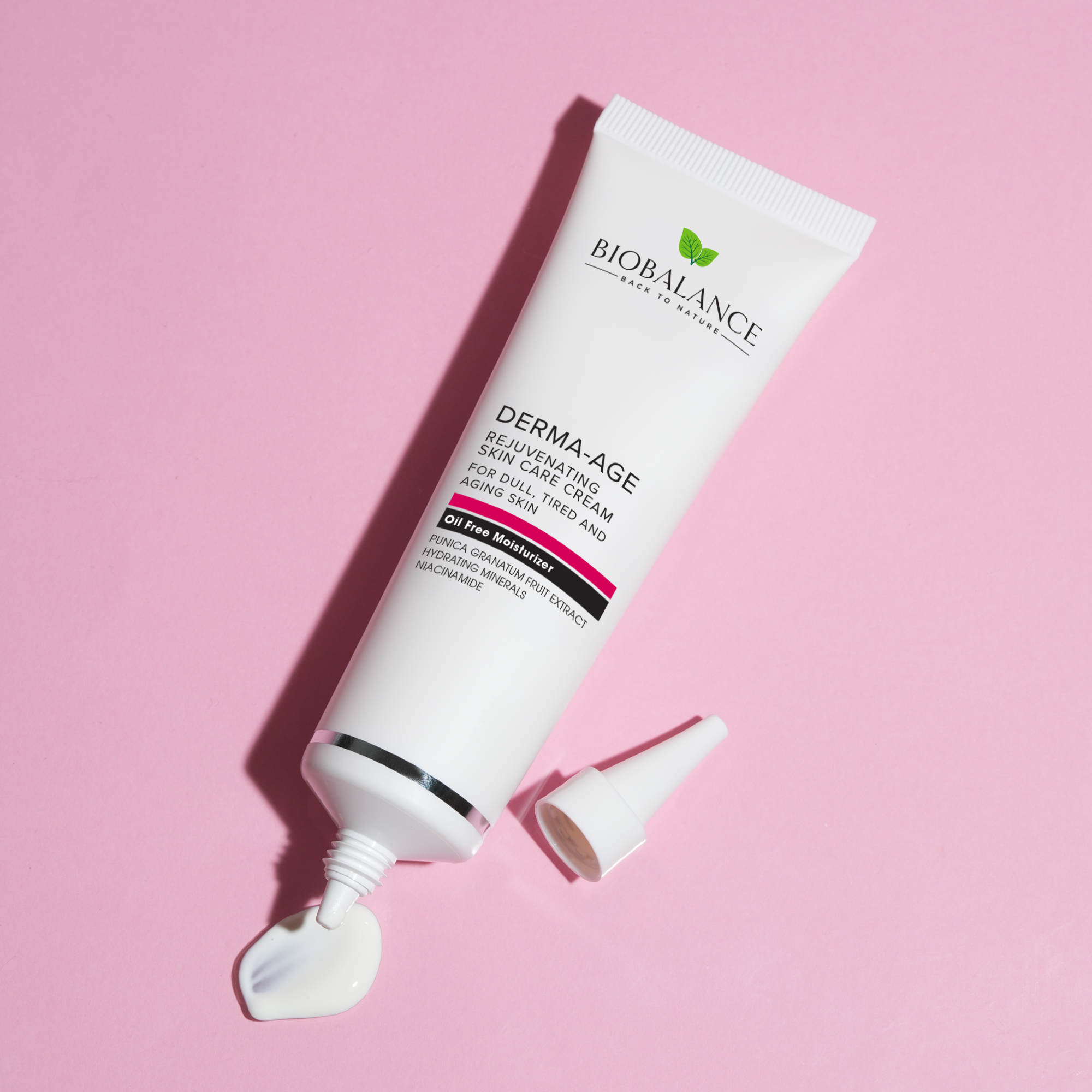 DERMA - AGE jauninantis ir drėkinantis veido kremas