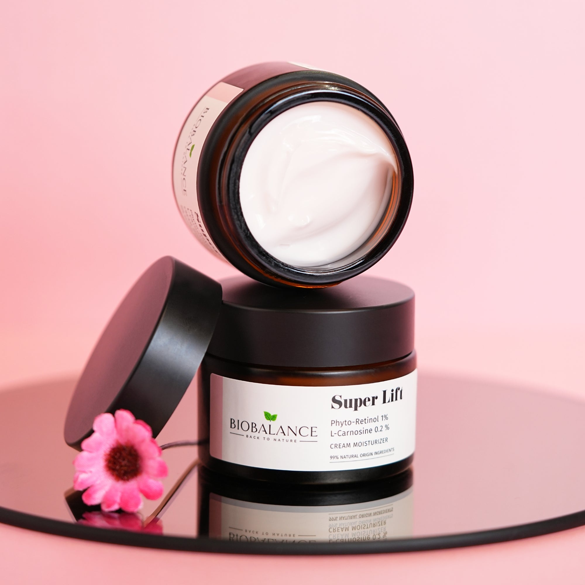 Super Lift Duo – liftinguojantis veido priežiūros rinkinys su retinoliu