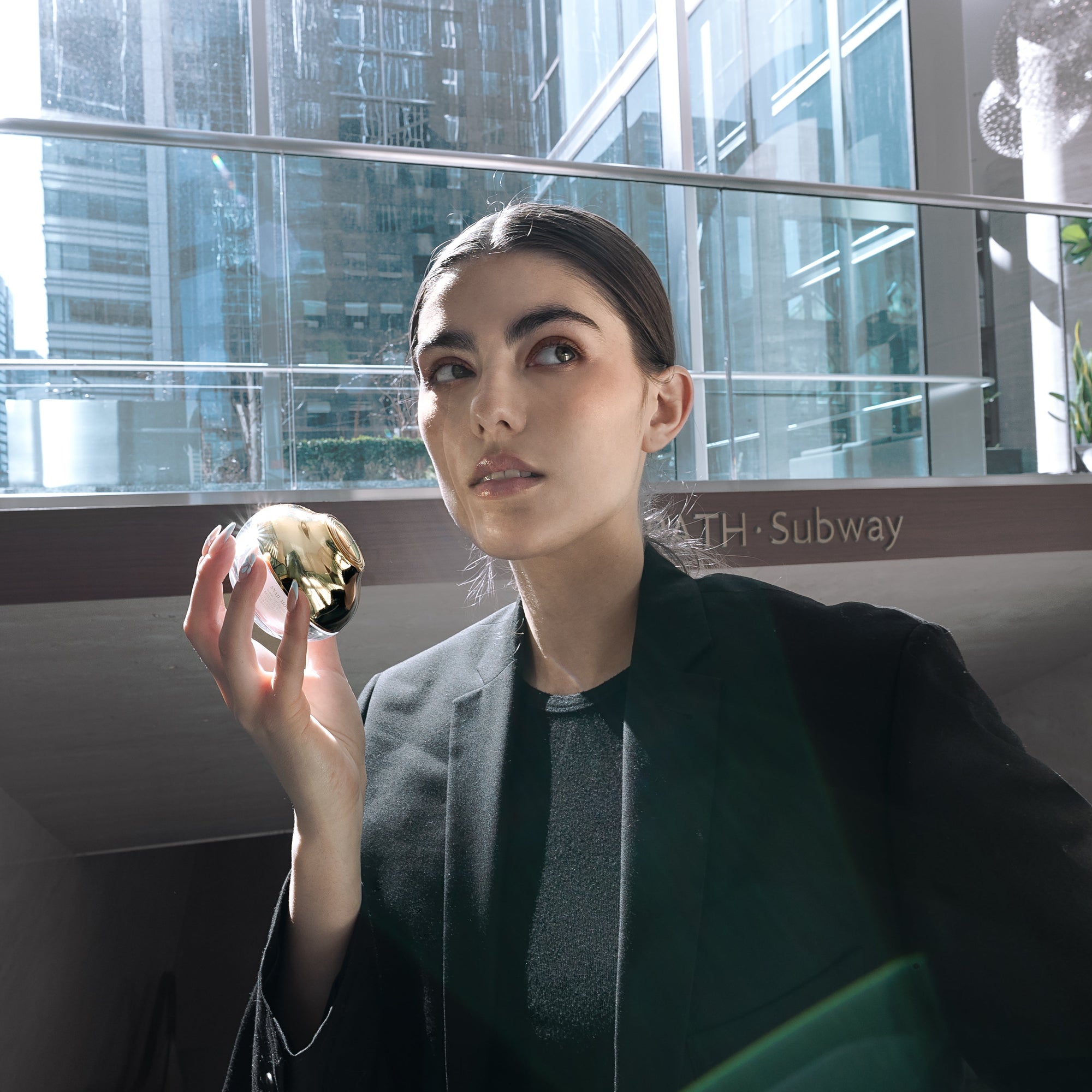 Premium Snail Cream - drėkinamasis kremas su sraigių mucinu ir probiotikais