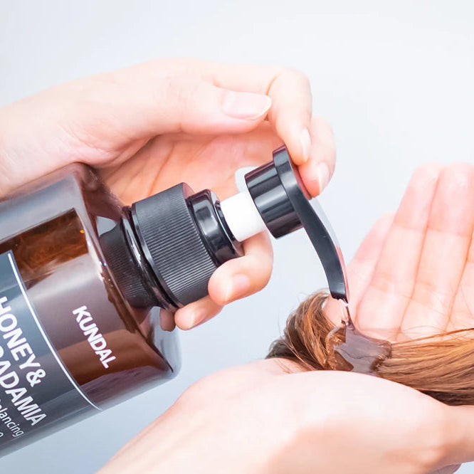 Honey &amp; Macadamia Nature Shampoo Cherry Blossom – šampūnas vyšnių žiedų aromato