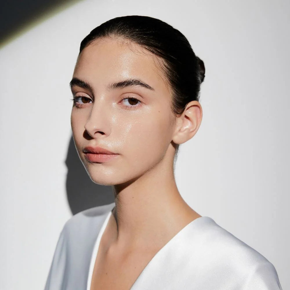 Madagascar Centella Tone Brightening Capsule Ampoule – tamsias dėmes koreguojanti veido ampulė