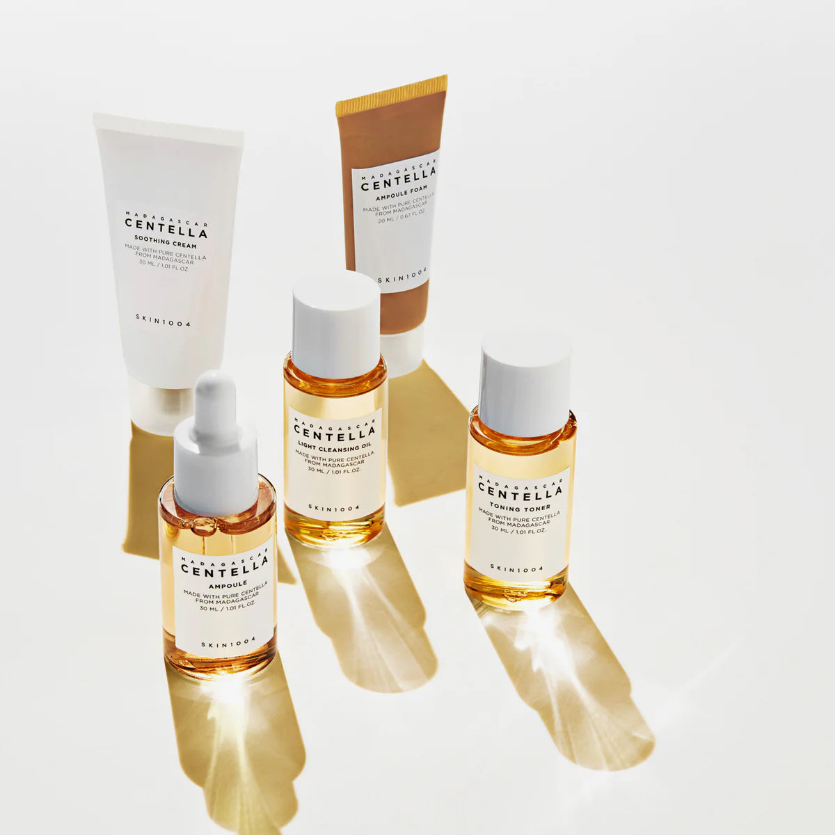 Madagascar Centella Travel Kit – raminantis ir drėkinantis kelioninis veido priežiūros rinkinys