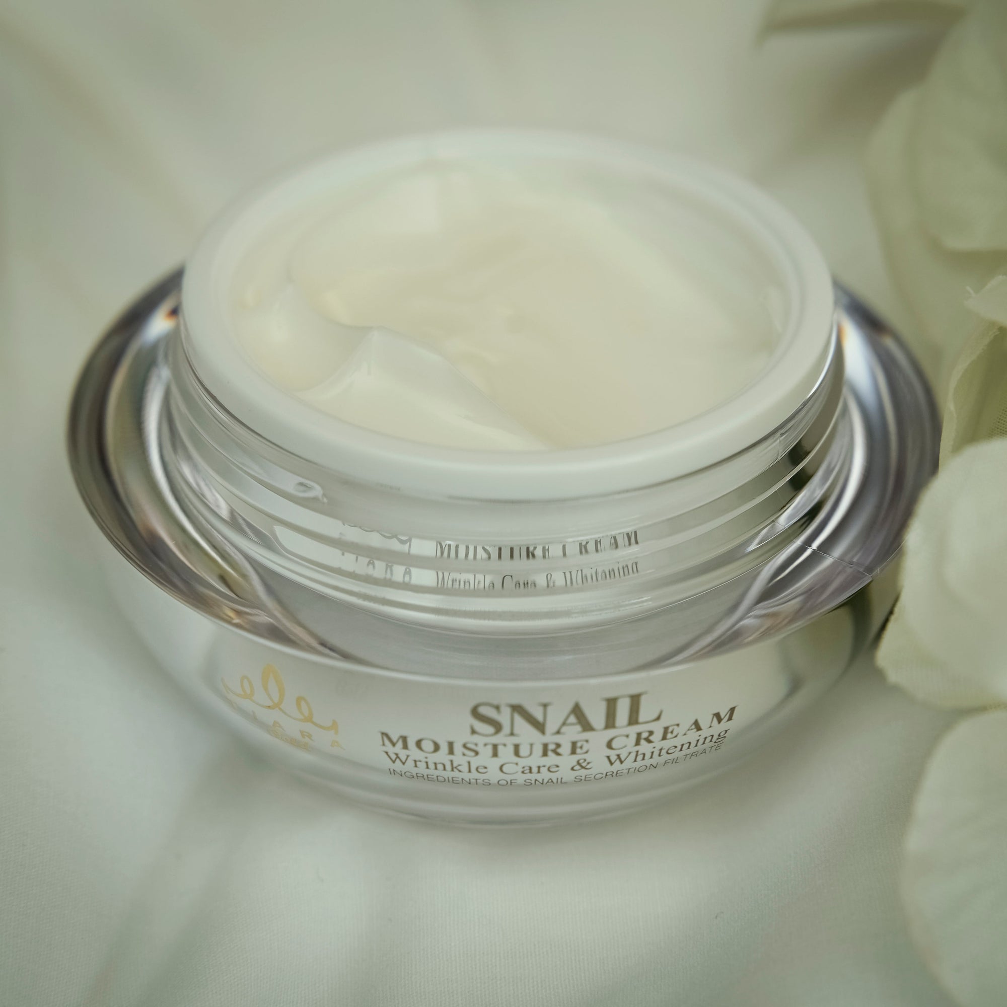 Premium Snail Cream - drėkinamasis kremas su sraigių mucinu ir probiotikais