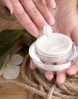 Premium Snail Cream - drėkinamasis kremas su sraigių mucinu ir probiotikais