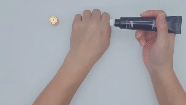 LEBELAGE 3 Roller Intensive Care Dark Zero Cream – skaistinamasis veido kremas su 3 volelių aplikatoriumi