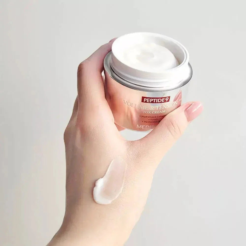 MEDIPEEL Peptide 9 Volume and Tension Tox Cream PRO – stangrinantis ir putlinantis veido kremas