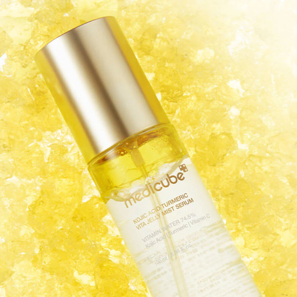 MEDICUBE Kojic Acid Turmeric Vita Jelly Mist Serum – skaistinanti seruminė veido dulksna