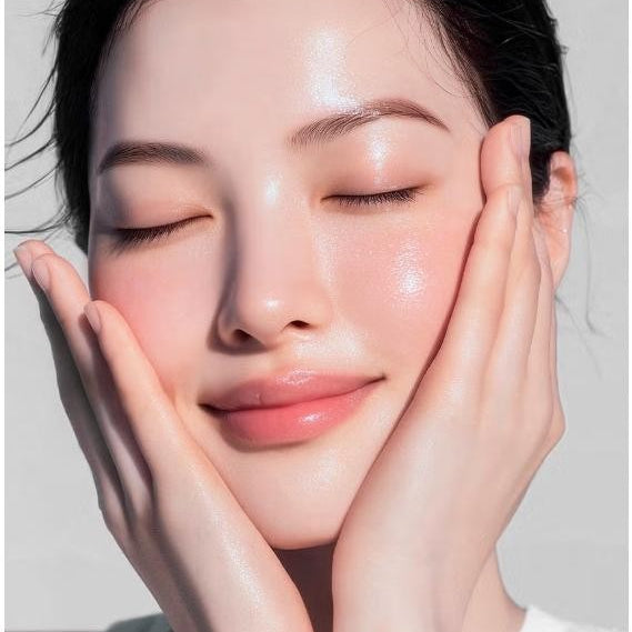 MEDIPEEL Melanon X Dark Spot Ampoule – pigmentines dėmes mažinanti ir skaistinanti veido ampulė