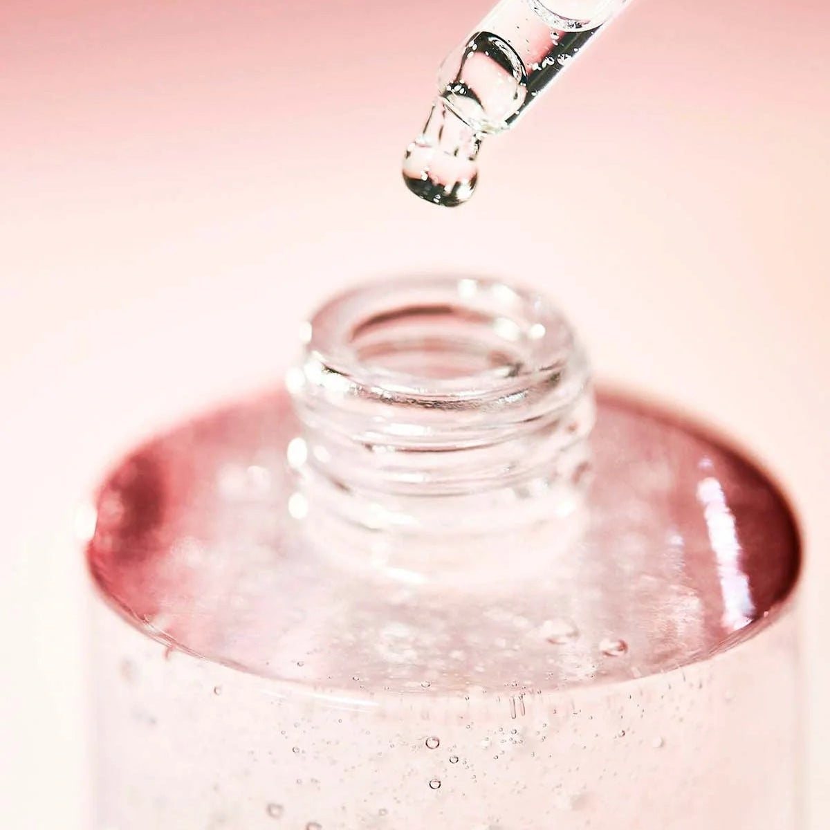 Madagascar Centella Poremizing – poras valantis rinkinys riebiai odai